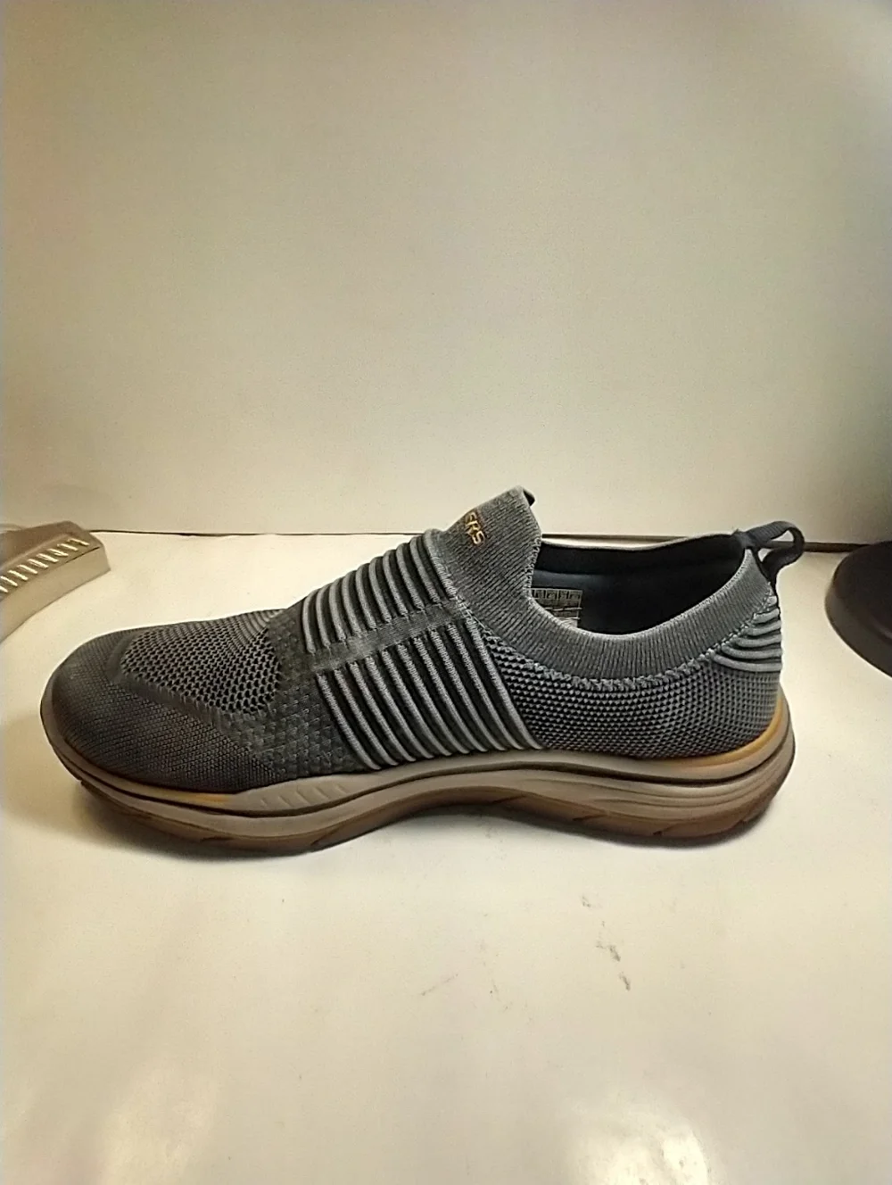 Skechers Expected 2.0 - Hersch Slip On Sneakers Shoes Men's sz 11.